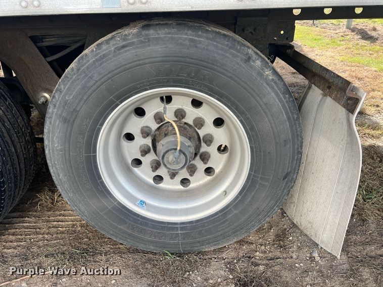 image for item OA9141 2013 Utility  refrigerated van trailer