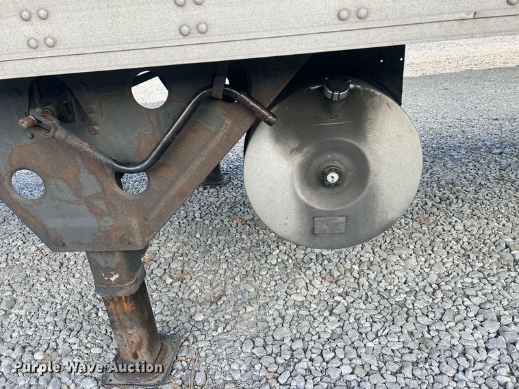 image for item OA9142 2013 Utility  refrigerated van trailer