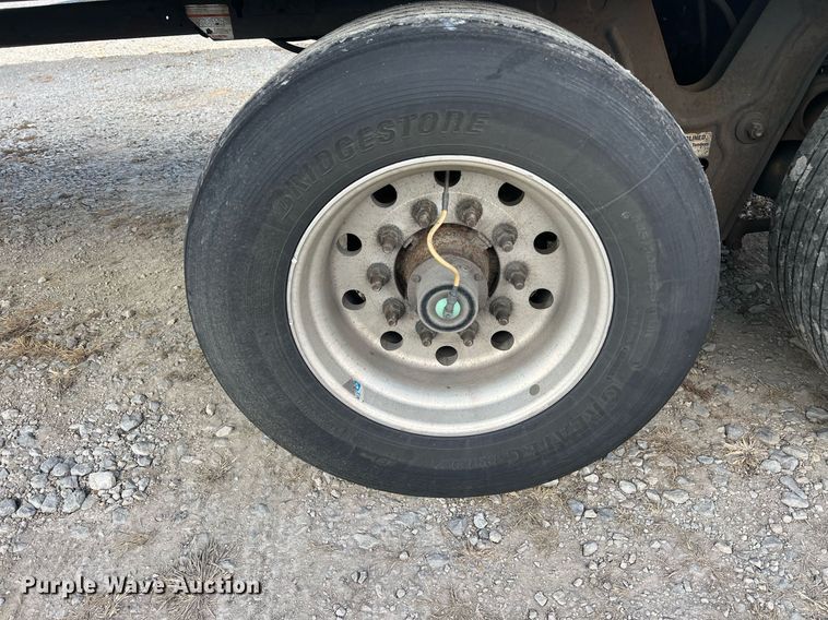 image for item OA9142 2013 Utility  refrigerated van trailer