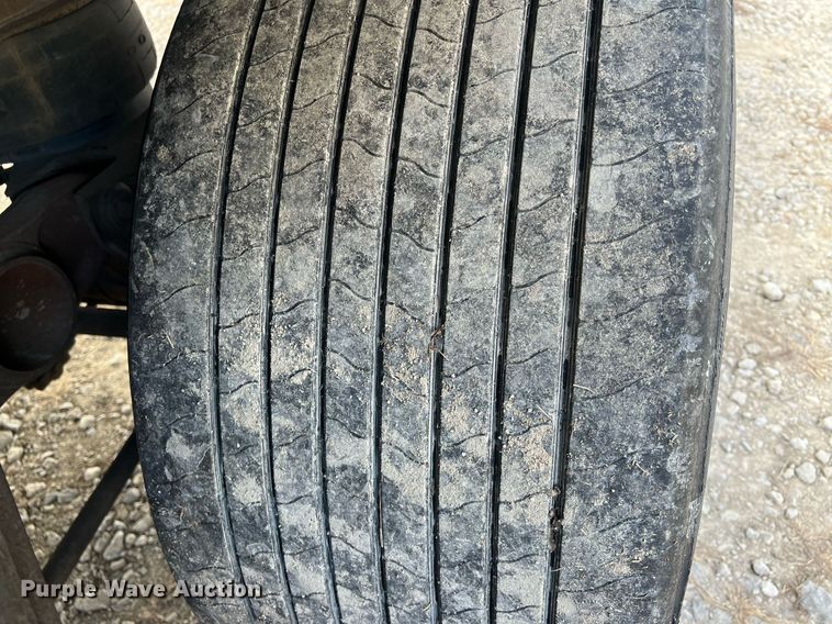 image for item OA9142 2013 Utility  refrigerated van trailer