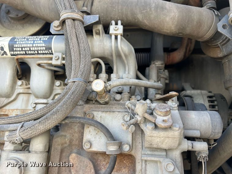 image for item OA9143 2013 Utility  refrigerated van trailer