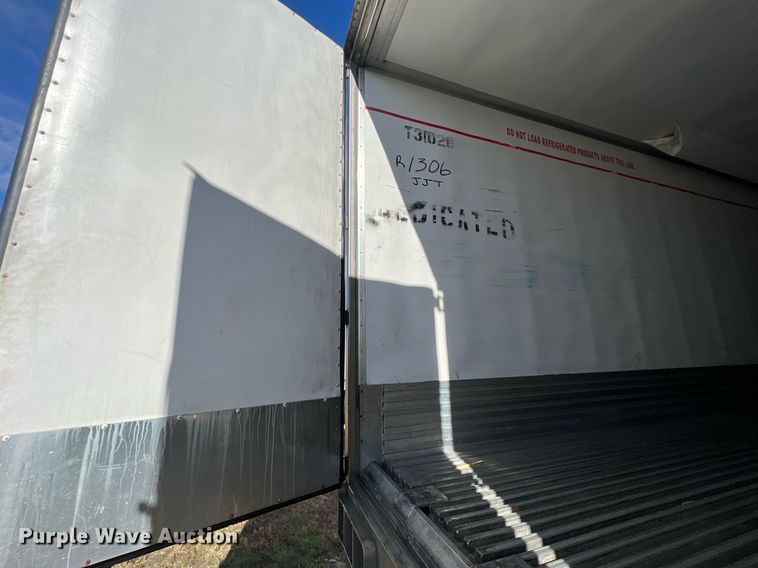 image for item OA9143 2013 Utility  refrigerated van trailer