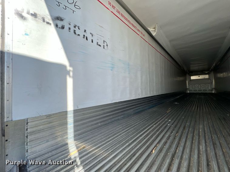 image for item OA9143 2013 Utility  refrigerated van trailer