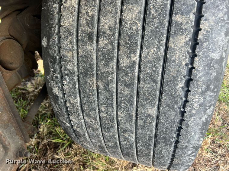 image for item OA9143 2013 Utility  refrigerated van trailer