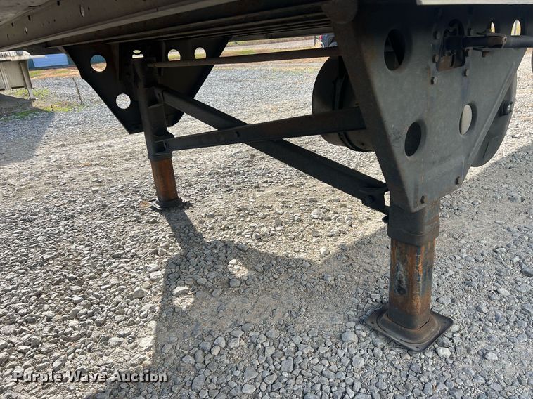 image for item OA9144 2013 Utility  refrigerated van trailer