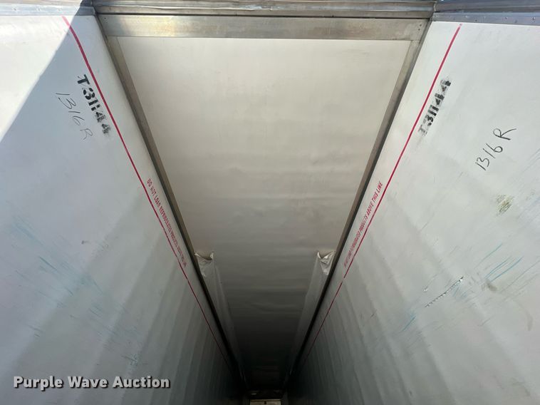 image for item OA9144 2013 Utility  refrigerated van trailer