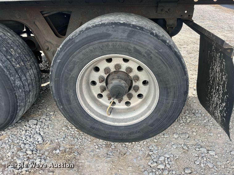 image for item OA9144 2013 Utility  refrigerated van trailer