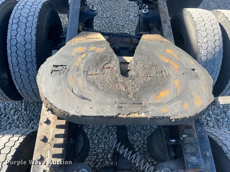 image for item OA9145 2016 Kenworth T680  semi truck