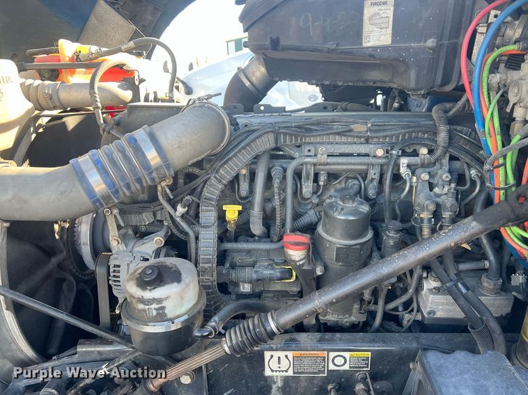 image for item OA9145 2016 Kenworth T680  semi truck