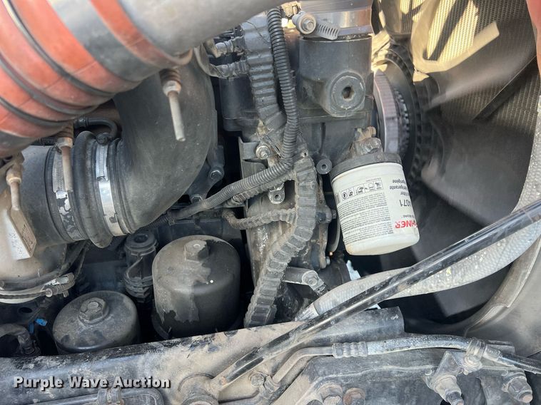 image for item OA9145 2016 Kenworth T680  semi truck