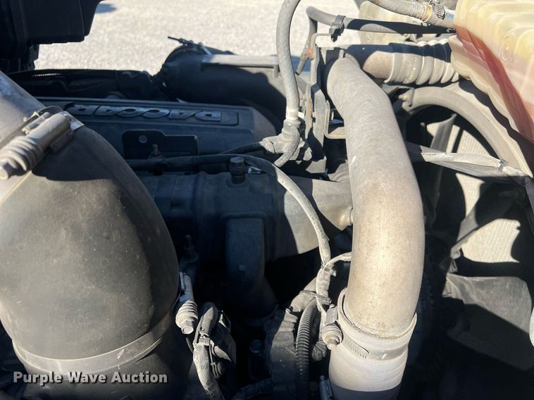 image for item OA9145 2016 Kenworth T680  semi truck