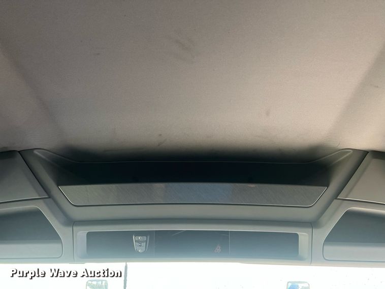 image for item OA9145 2016 Kenworth T680  semi truck