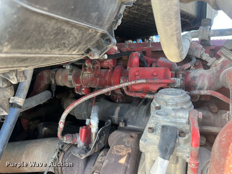 image for item OA9146 2016 Kenworth T680  semi truck