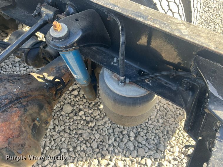 image for item OA9146 2016 Kenworth T680  semi truck