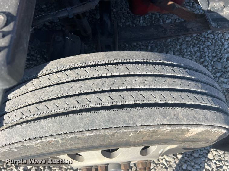 image for item OA9146 2016 Kenworth T680  semi truck