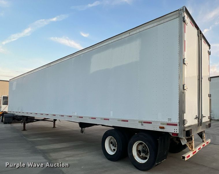 image for item OA9148 2001 Utility Trailer VS2DC  dry van trailer