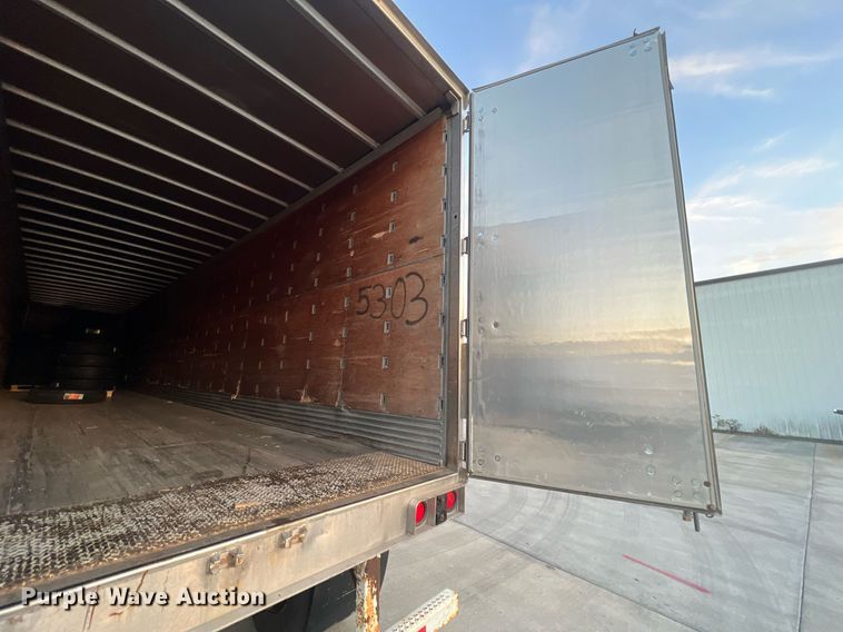 image for item OA9148 2001 Utility Trailer VS2DC  dry van trailer