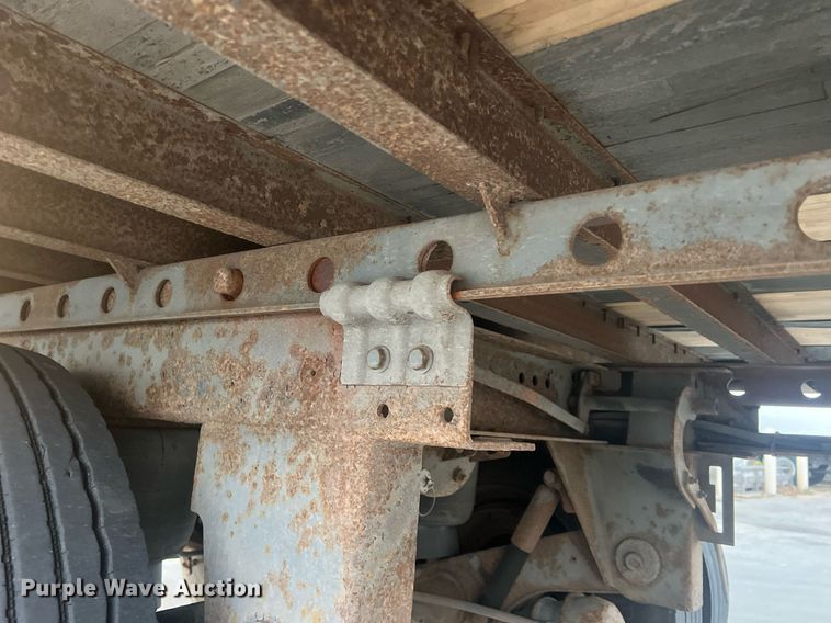 image for item OA9148 2001 Utility Trailer VS2DC  dry van trailer