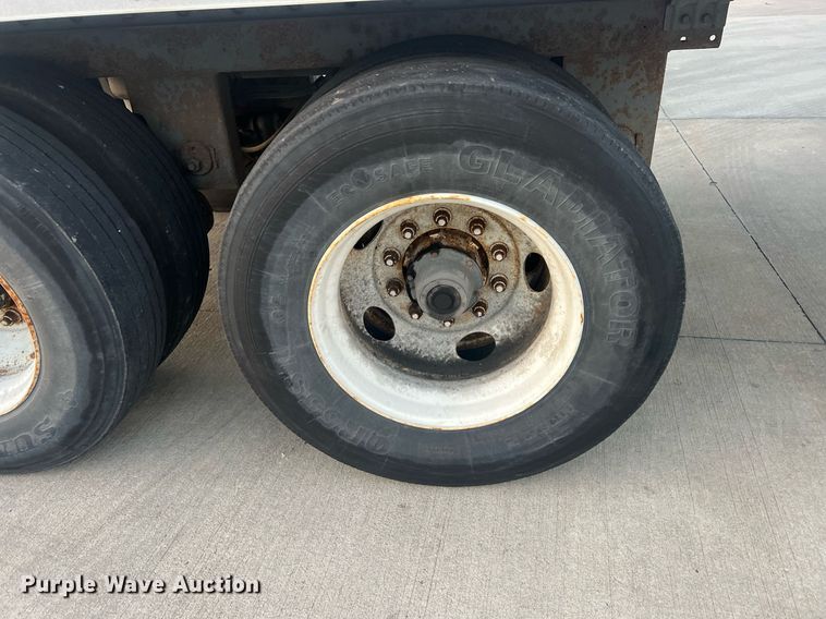 image for item OA9148 2001 Utility Trailer VS2DC  dry van trailer