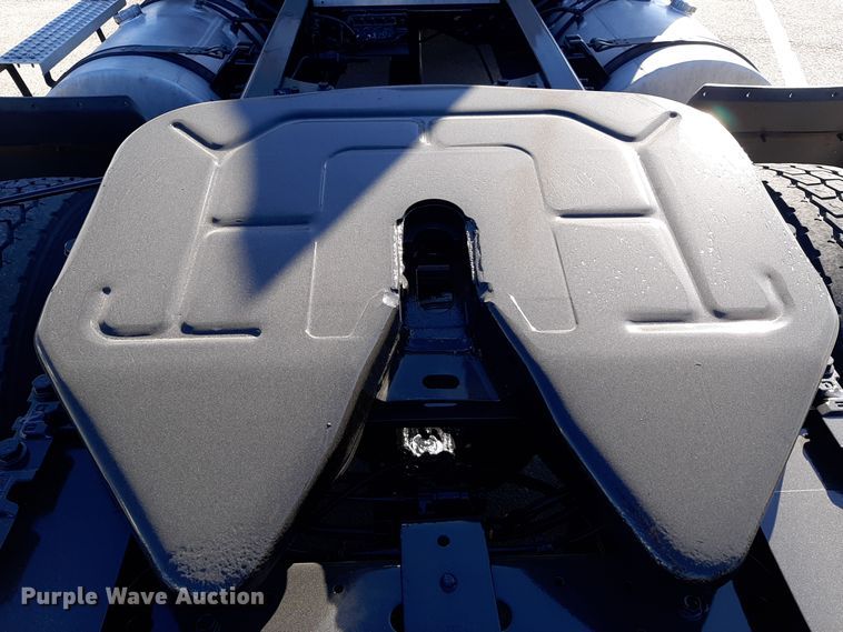 image for item OA9179 2018 International LT625  semi truck