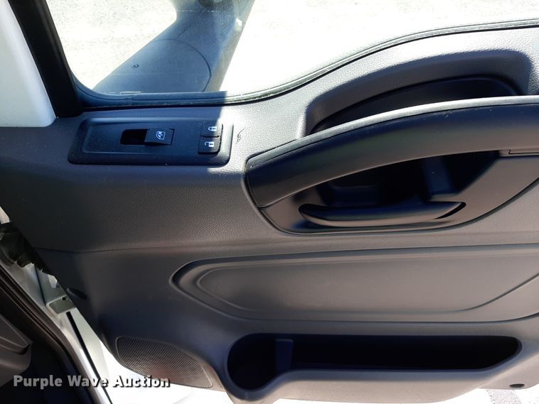 image for item OA9179 2018 International LT625  semi truck