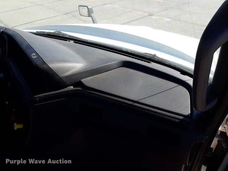 image for item OA9179 2018 International LT625  semi truck