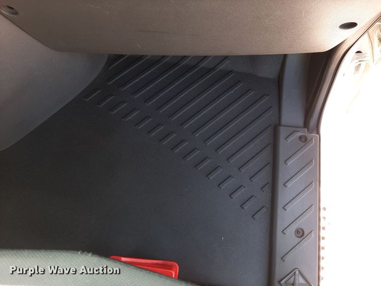 image for item OA9179 2018 International LT625  semi truck