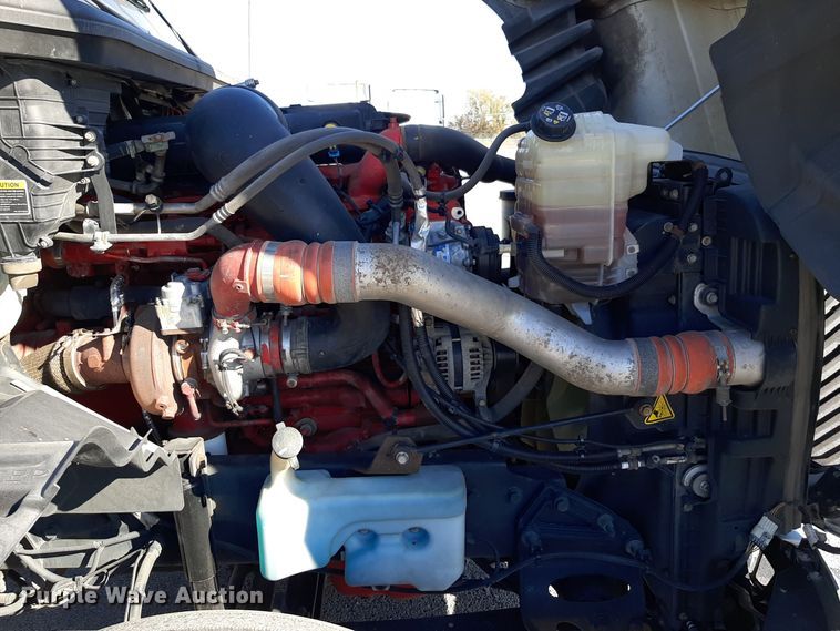 image for item OA9179 2018 International LT625  semi truck