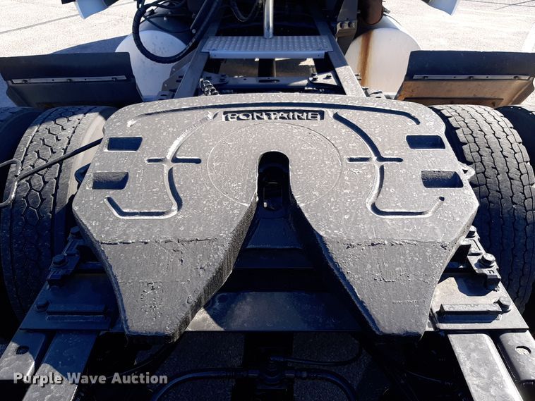 image for item OA9180 2018 International LT625  semi truck