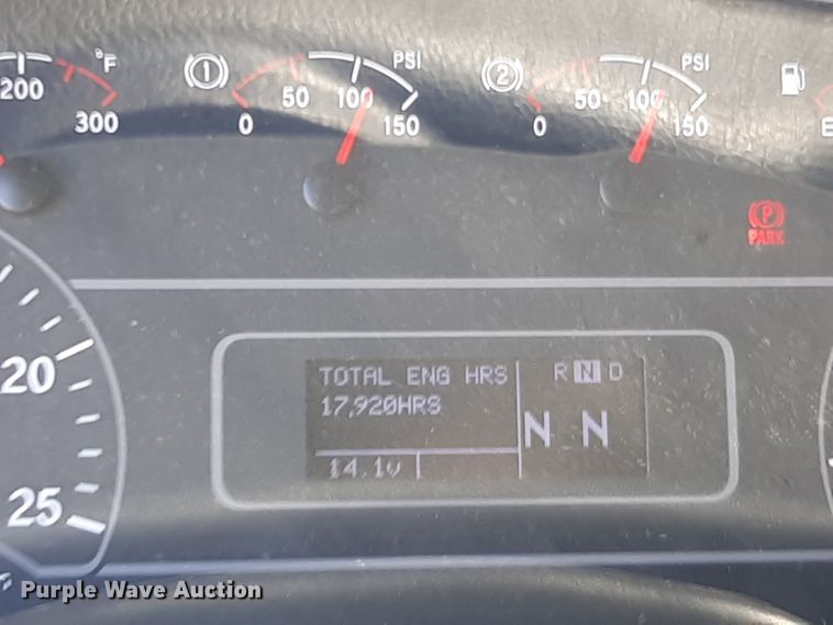 image for item OA9180 2018 International LT625  semi truck