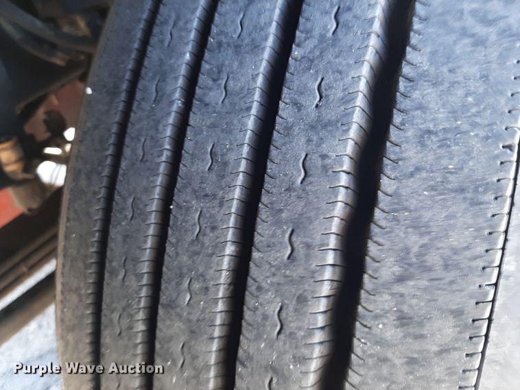 image for item OA9180 2018 International LT625  semi truck