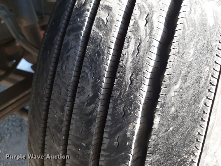 image for item OA9180 2018 International LT625  semi truck