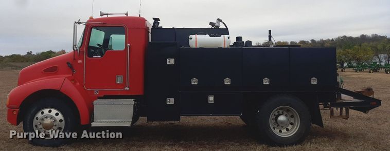 image for item OF9572 1997 Kenworth T300  utility / service truck