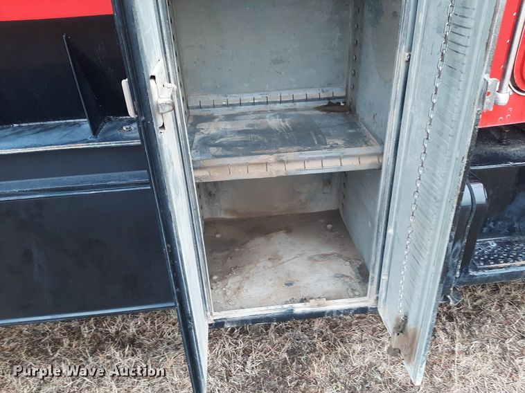 image for item OF9572 1997 Kenworth T300  utility / service truck