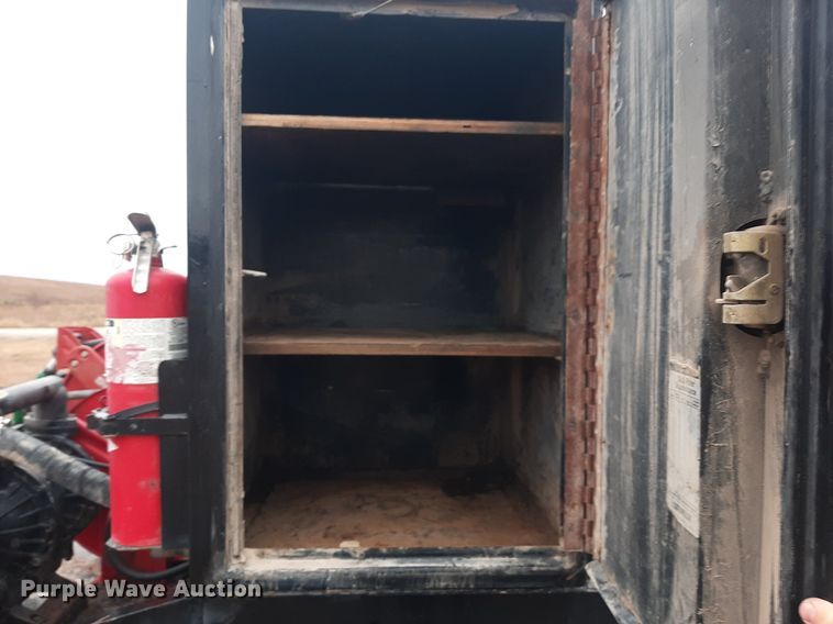 image for item OF9572 1997 Kenworth T300  utility / service truck