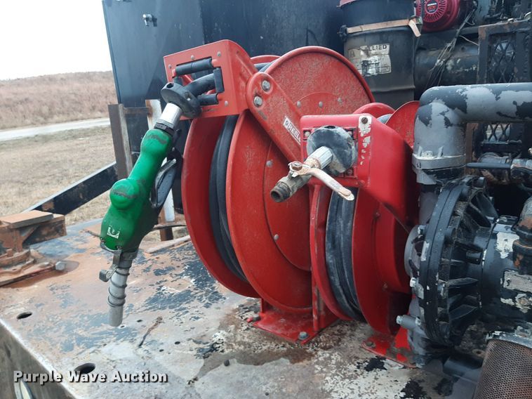 image for item OF9572 1997 Kenworth T300  utility / service truck