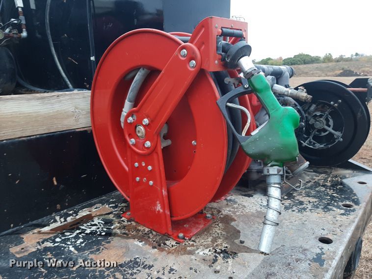 image for item OF9572 1997 Kenworth T300  utility / service truck