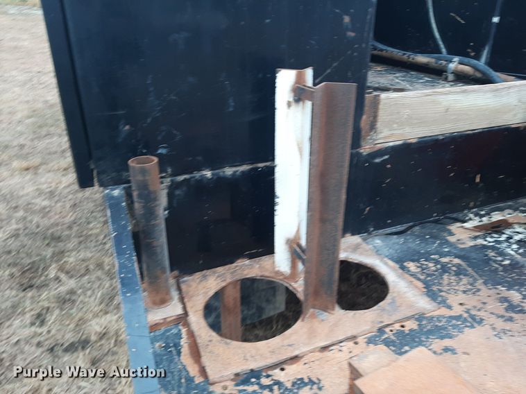 image for item OF9572 1997 Kenworth T300  utility / service truck