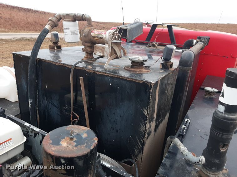 image for item OF9572 1997 Kenworth T300  utility / service truck