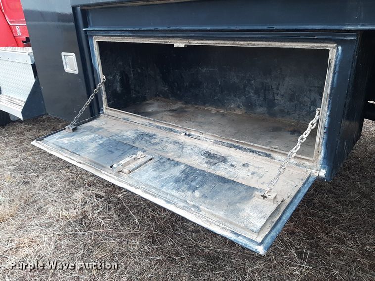 image for item OF9572 1997 Kenworth T300  utility / service truck