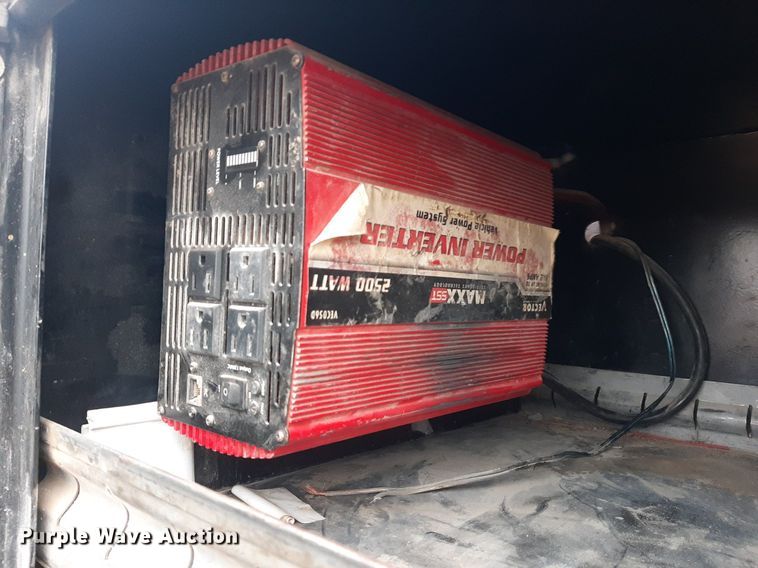 image for item OF9572 1997 Kenworth T300  utility / service truck