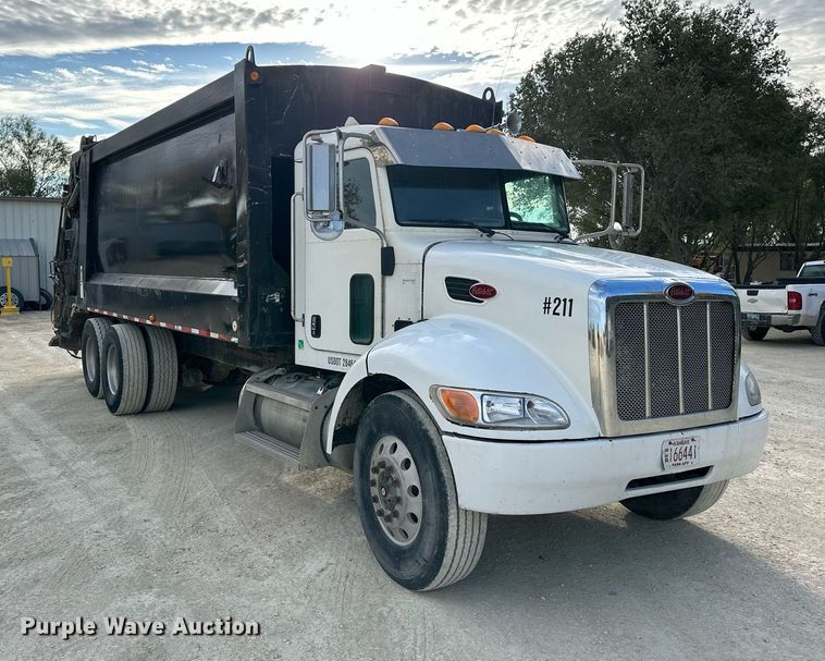 image for item OK9096 2006 Peterbilt 335  refuse truck