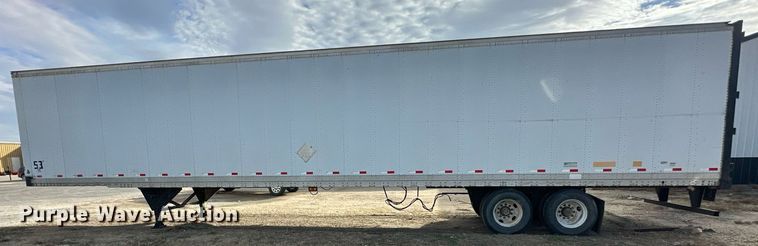 image for item OK9144 2001 Hyundai VI2530152JSA  dry van trailer