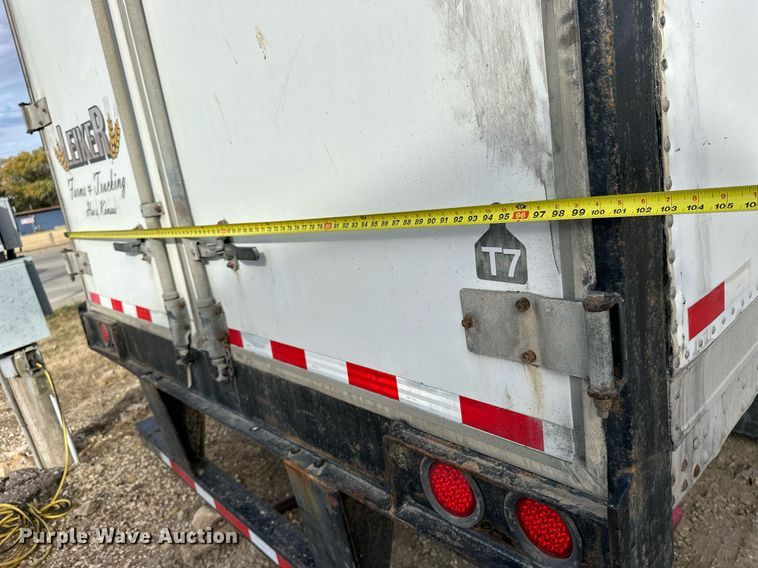 image for item OK9144 2001 Hyundai VI2530152JSA  dry van trailer