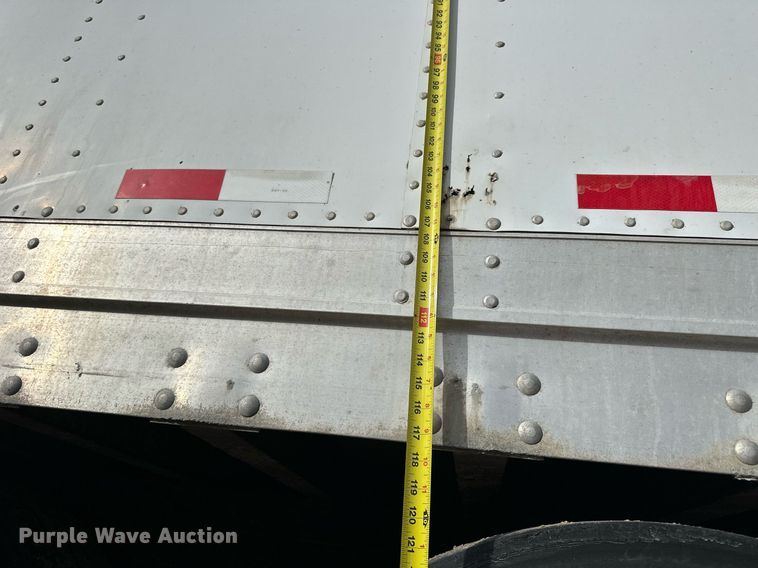 image for item OK9144 2001 Hyundai VI2530152JSA  dry van trailer