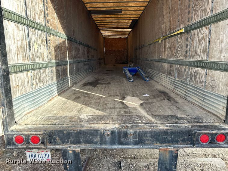 image for item OK9144 2001 Hyundai VI2530152JSA  dry van trailer