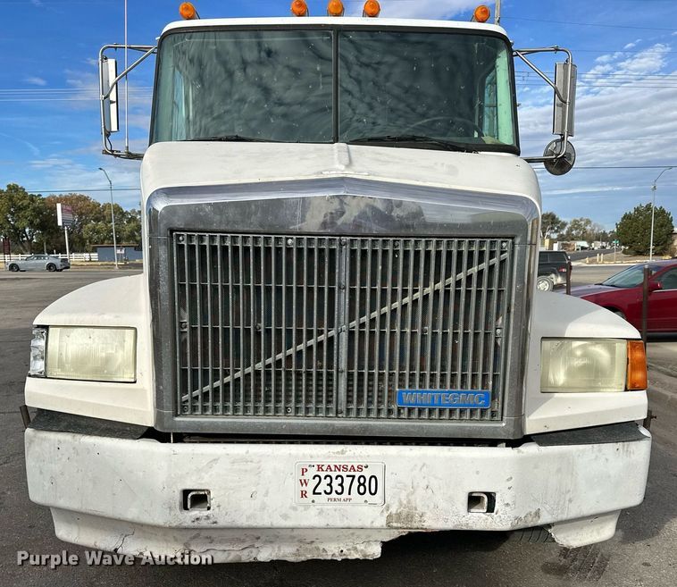 image for item OK9146 1991 Volvo White GMC  semi truck