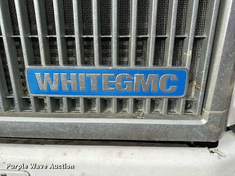 image for item OK9146 1991 Volvo White GMC  semi truck