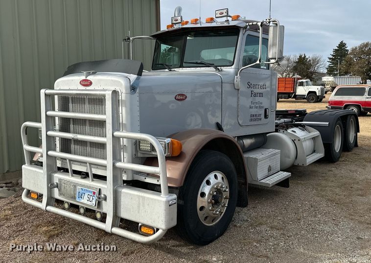 image for item OK9154 2005 Peterbilt 379  semi truck