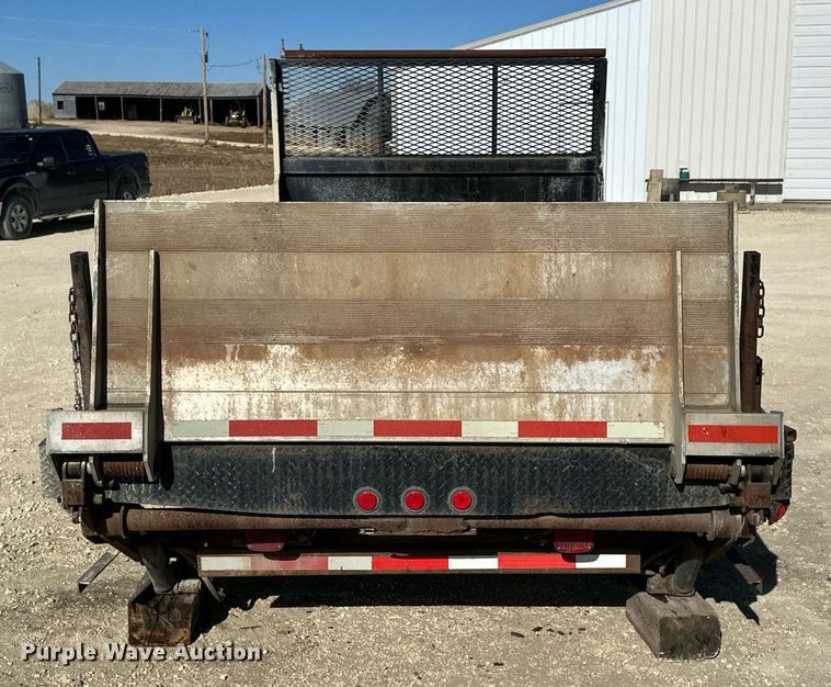 image for item OK9179 Flat bed with Lift